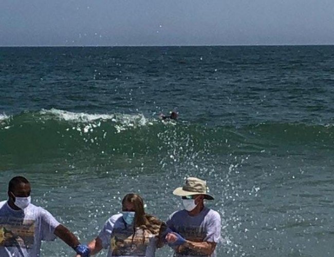 baptism-in-the-ocean-3.jpg